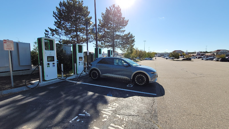 Electrify America Charging Station EV Charging Station at 1 Premium Outlets Blvd