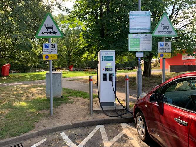 GRIDSERVE Charging Station EV Charging Station at M27 Motorway Southbound