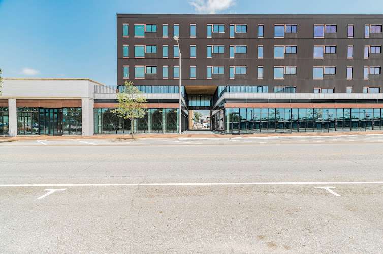 202 Railside EV Charging Station at 202 E Emma Ave