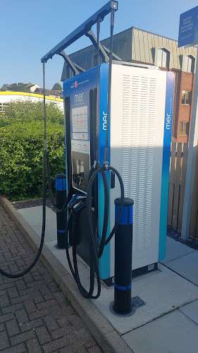 MER Charging Station EV Charging Station at B&Q