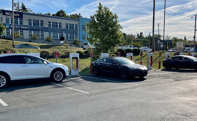 Tesla Supercharger in Bartonsville Pennsylvania