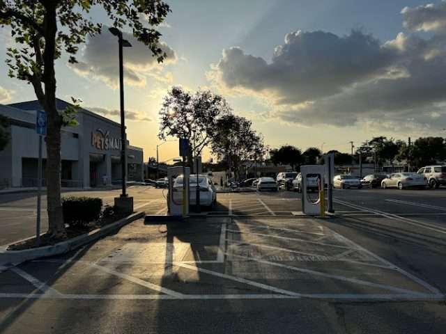 Tesla Supercharger in Alhambra California