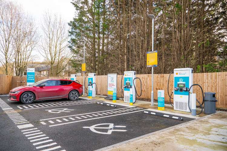 Shell Recharge Charging Station EV Charging Station at Broadway