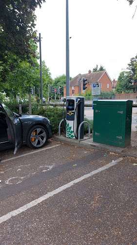 bp pulse Charging Station EV Charging Station at Fairfield Road Car Park