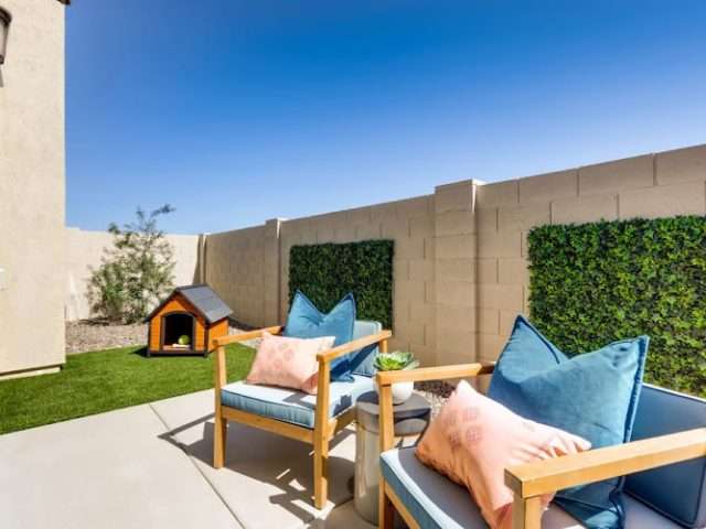 Pillar Lago in Peoria Arizona