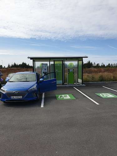 Recharge Charging Station EV Charging Station at 21 Rådhusveien Smøla 6570 NO