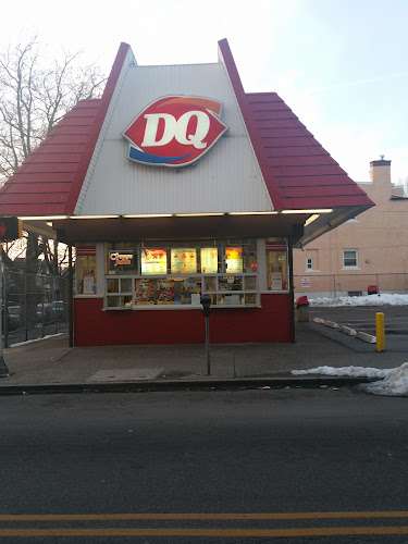 Dairy Queen (Treat Only) EV Charging Station at 513 West Side Ave