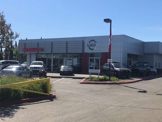 Hanlees Fairfield Nissan in Fairfield California