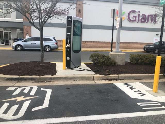 Shell Recharge Charging Station in Burtonsville Maryland
