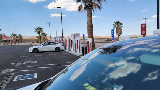 Tesla Supercharger in Yermo California