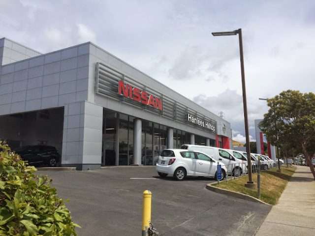 Hanlees Hilltop Nissan in Richmond California