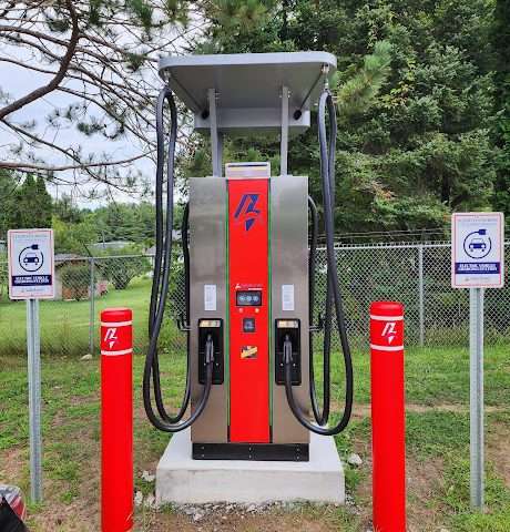 Electric Vehicle Charging Station in Bracebridge Ontario Canada