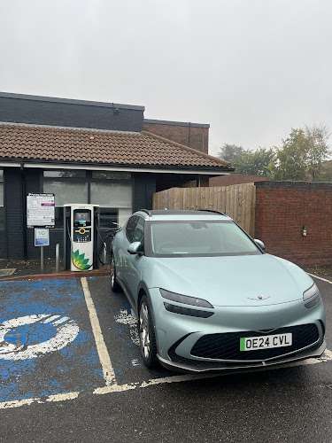 bp pulse Charging Station EV Charging Station at Holiday Inn High Wycombe M40