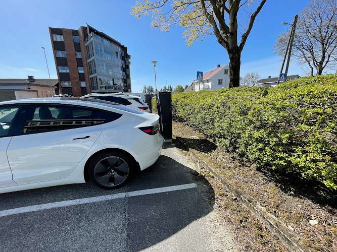 Charge365 Charging Station EV Charging Station at 8 Rådhusgata HÅ VARHAUG
