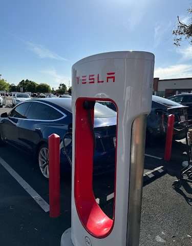 Tesla Supercharger in Vallejo California