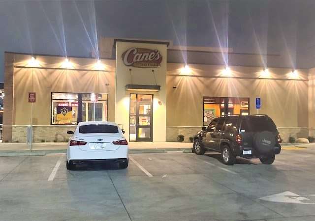 Raising Cane's Chicken Fingers in Carson California