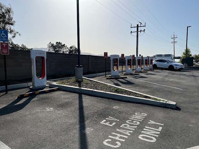 Tesla Supercharger EV Charging Station at 100 Front St