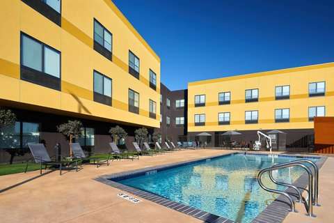 Fairfield Inn & Suites Fresno Yosemite International Airport in Fresno California