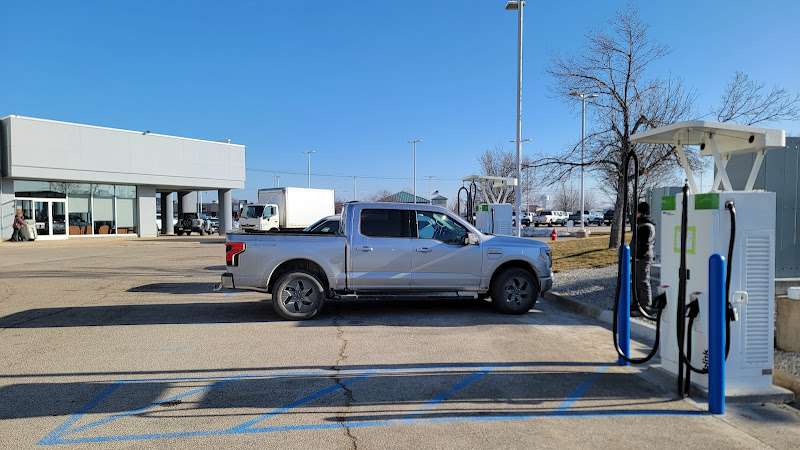 Blink Charging Station EV Charging Station at 1040 N Center Point Rd