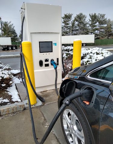 Shell Recharge Charging Station in Le Roy New York