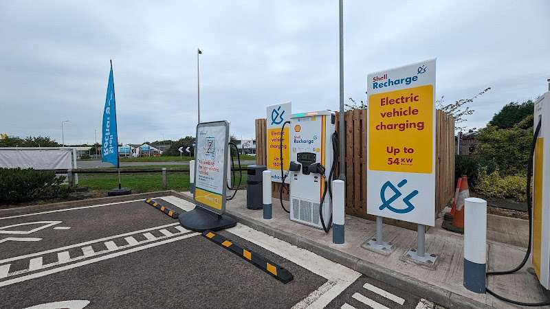 Shell Recharge Charging Station EV Charging Station at 3905 Wolverhampton Rd
