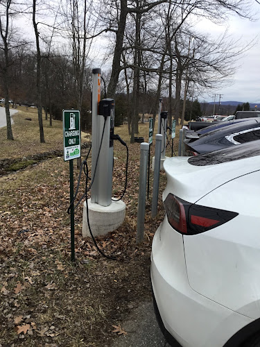 ChargePoint Charging Station EV Charging Station at 925 Roundtop Rd
