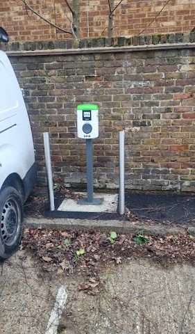 Electric Vehicle Charging Station in Watford United Kingdom of Great Britain and Northern Ireland