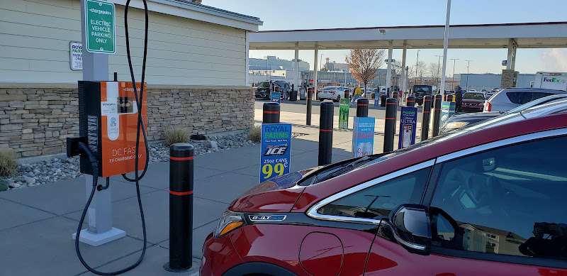 ChargePoint Charging Station EV Charging Station at 105 S Stewart Ave