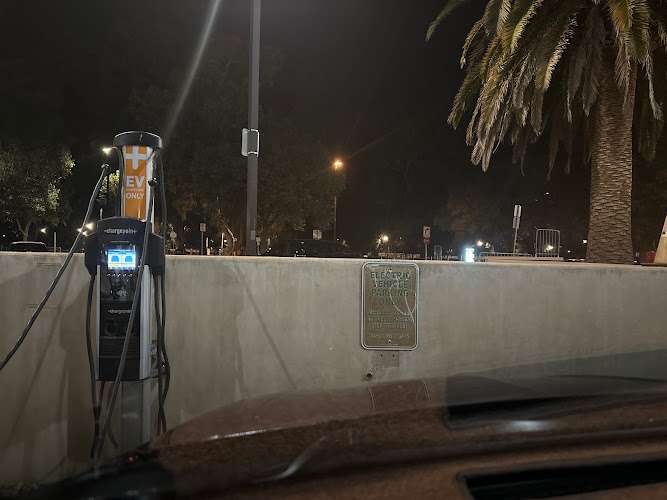 ChargePoint Charging Station EV Charging Station at 295 Galvez St