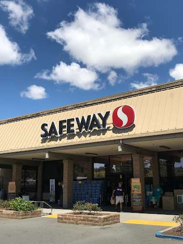 Safeway EV Charging Station at 600 Patterson Blvd