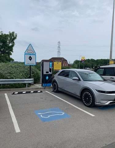 GeniePoint Charging Station in Rotherham United Kingdom of Great Britain and Northern Ireland