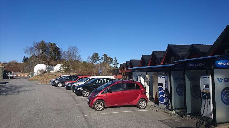 Eviny Charging Station EV Charging Station at 5208 Halhjem