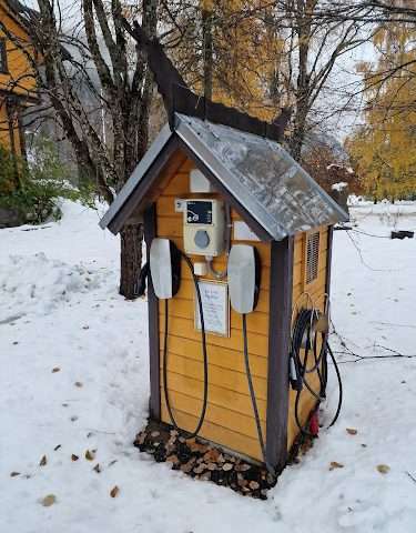 Tesla Destination Charger in Dalen Norway 3880