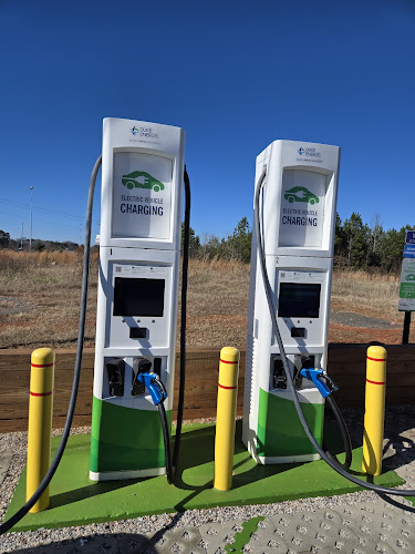 Shell Recharge Charging Station EV Charging Station at 3104 Commerce Dr