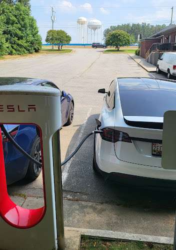 Tesla Supercharger EV Charging Station at 1791 N Mecklenburg Ave