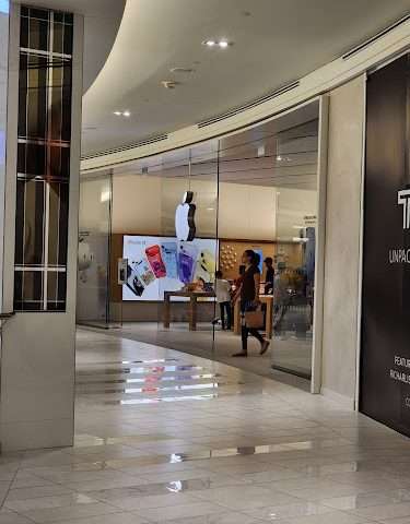 Apple American Dream in East Rutherford New Jersey