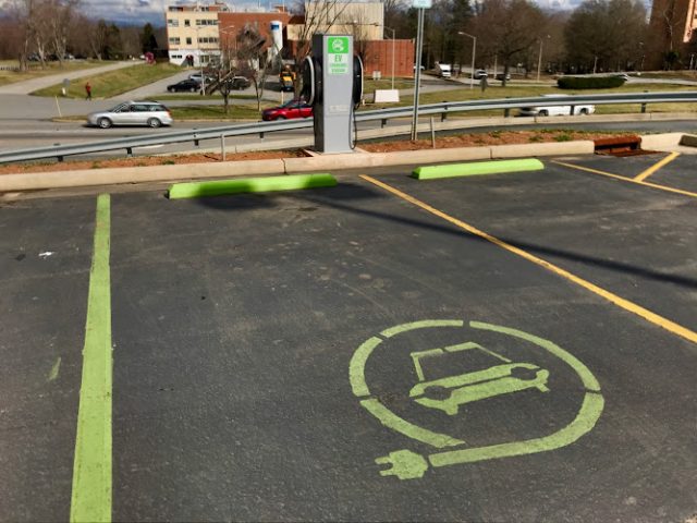 Electric Vehicle Charging Station in Candler North Carolina