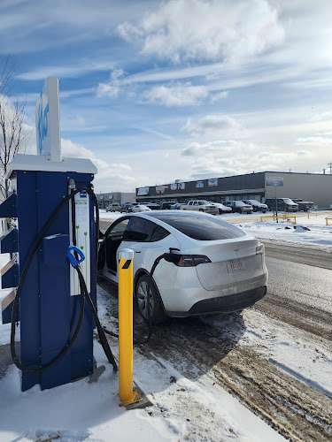 FLO Charging Station EV Charging Station at Airport Rd NW