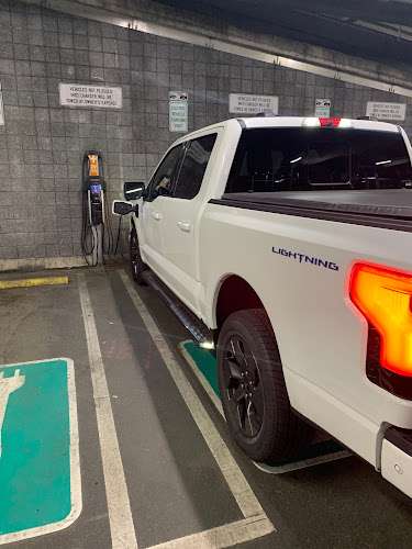 ChargePoint Charging Station EV Charging Station at JFK Access Rd
