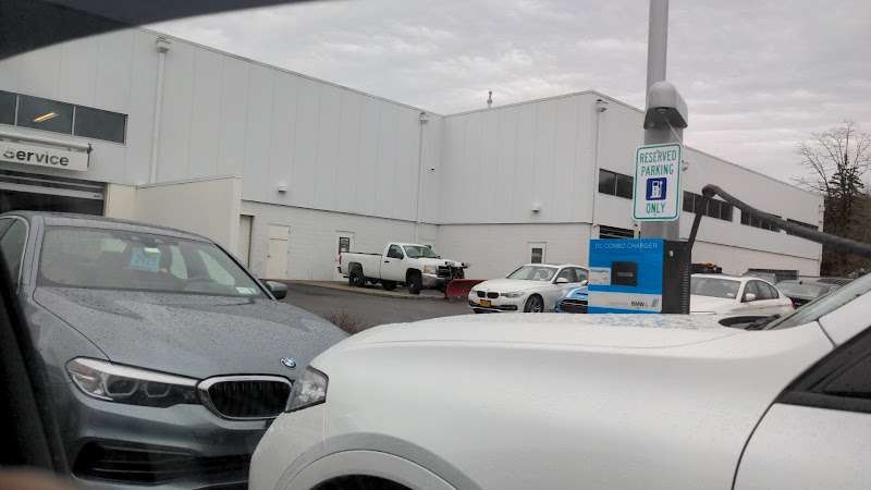 ChargePoint Charging Station EV Charging Station at 959 E Jericho Turnpike