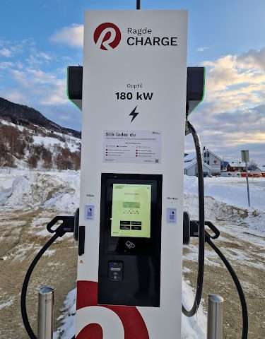 Ragde Charge Charging Station in Ringebu Norway 2630