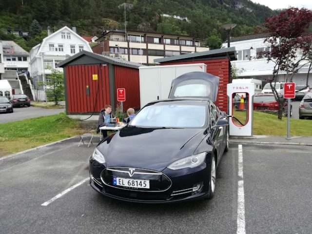 Tesla Supercharger in Sandane Norway 6823