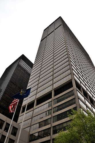 KPMG New York - Avenue of the Americas EV Charging Station at 1350 6th Ave