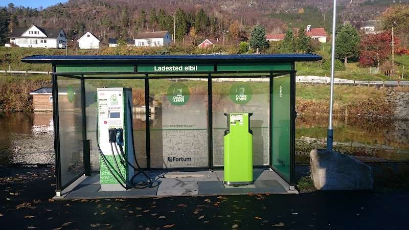 Recharge Charging Station EV Charging Station at Holmen 1