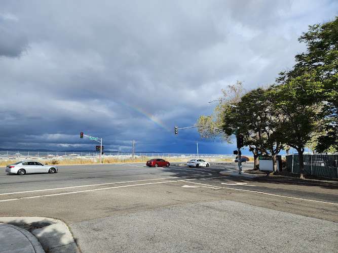 @Central EV Charging Station at De La Cruz Blvd