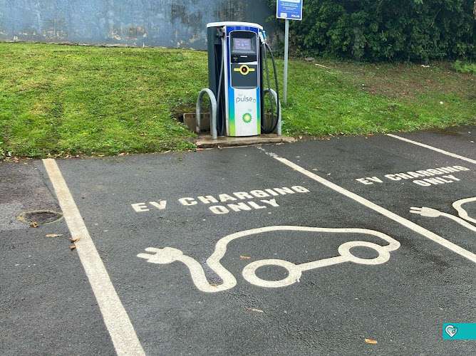 bp pulse Charging Station EV Charging Station at Hollybush Inn
