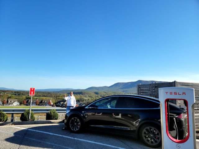 Tesla Supercharger in Strasburg Virginia