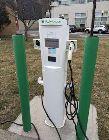 EV Connect Charging Station in Edgewater New Jersey