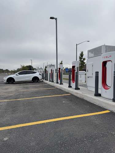 Tesla Supercharger EV Charging Station at Morrison St #6777