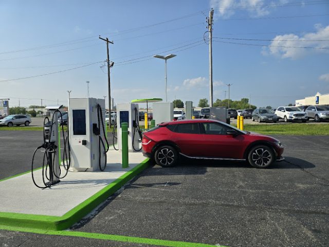Moberly Motors Electric Era EV Fast Charging Station in Moberly Missouri